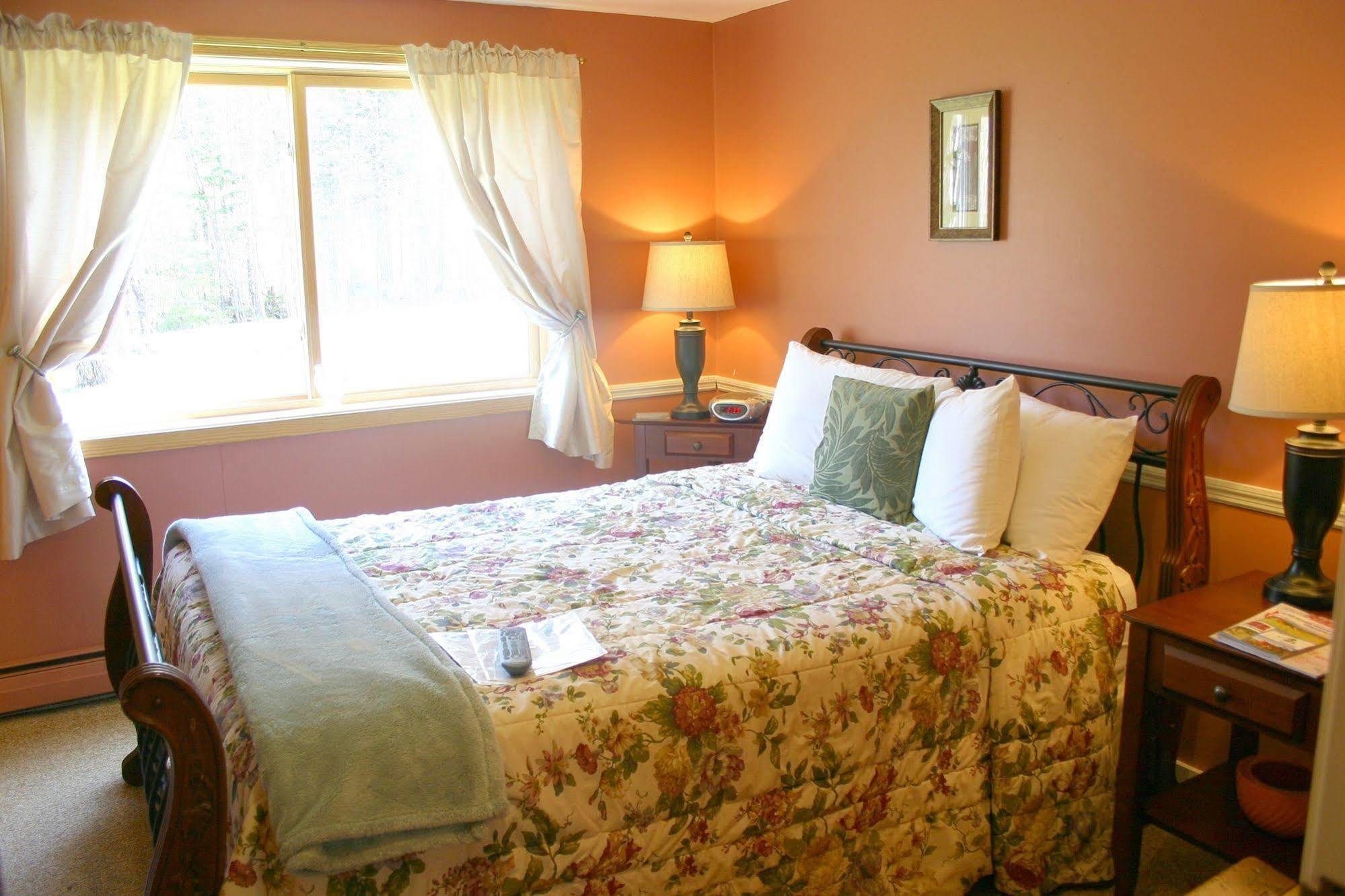 White Horse Lodge Waitsfield المظهر الخارجي الصورة