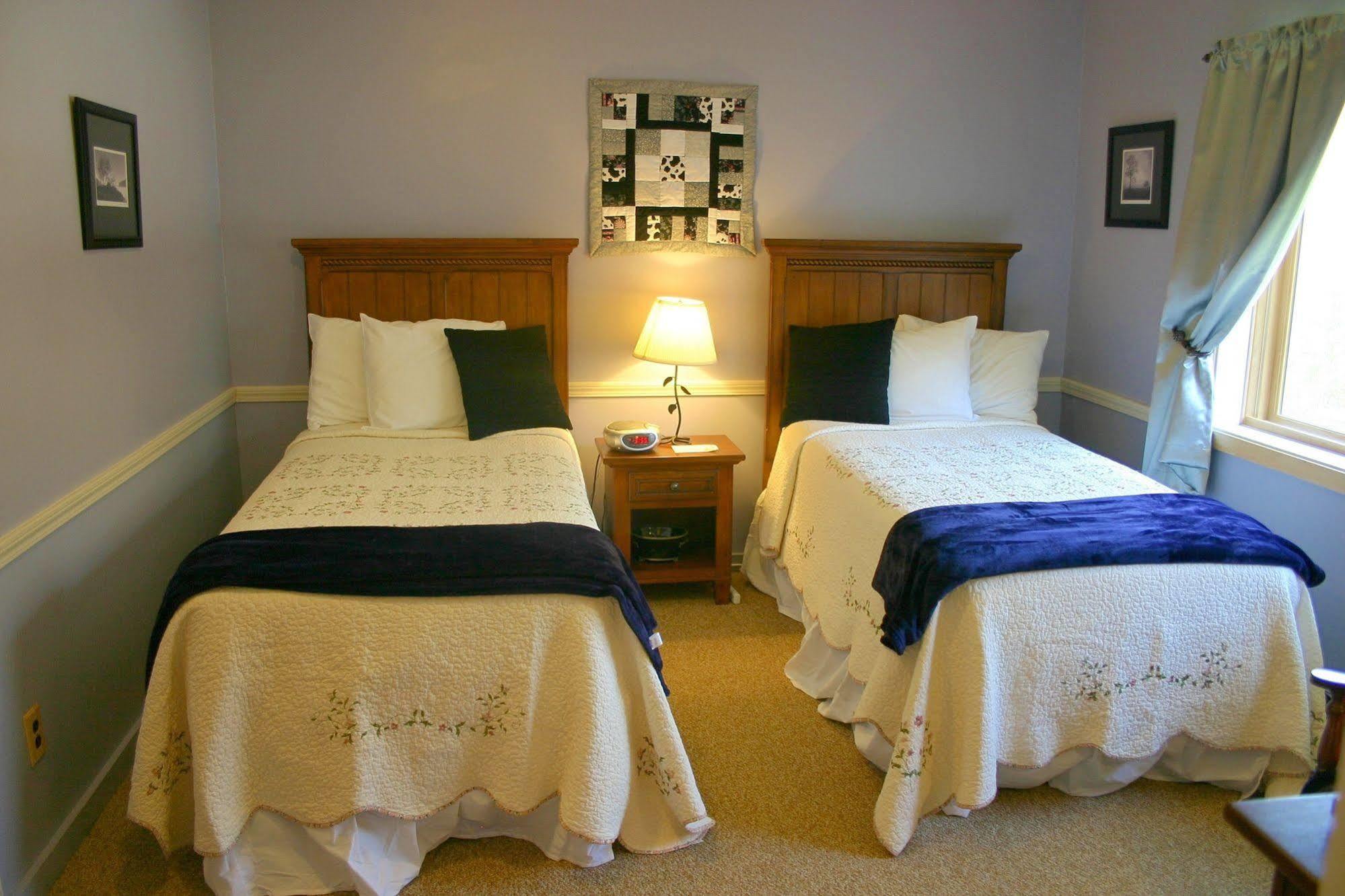 White Horse Lodge Waitsfield المظهر الخارجي الصورة
