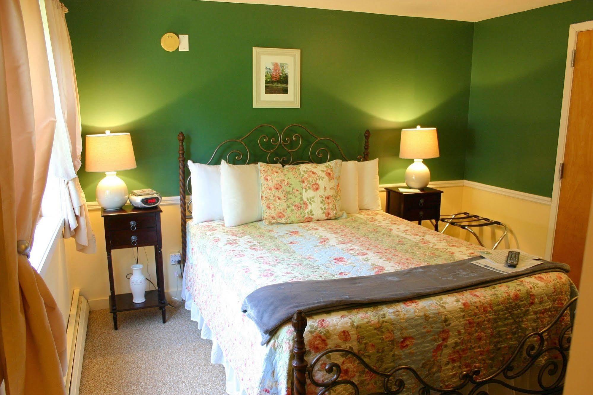 White Horse Lodge Waitsfield المظهر الخارجي الصورة